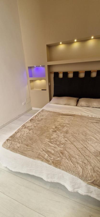 Savelli Old Town - Near Navona Place * Roma